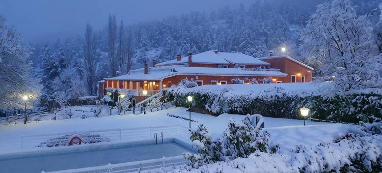 瓦尔德皮纳雷斯霍斯佩迪姆酒店(Hospedium Hotel Val de Pinares)图片