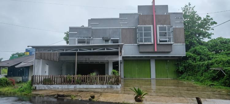 红门酒店-拉邦安班达拉萨姆拉图兰吉马纳多(RedDoorz at Lapangan Bandara Sam Ratulangi Manado)图片