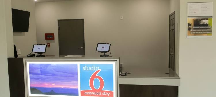 路易斯安那爱伦港 - 巴顿鲁治 I-10 公路 6 号开放式客房酒店(Studio 6 Port Allen, la - Baton Rouge I-10)图片