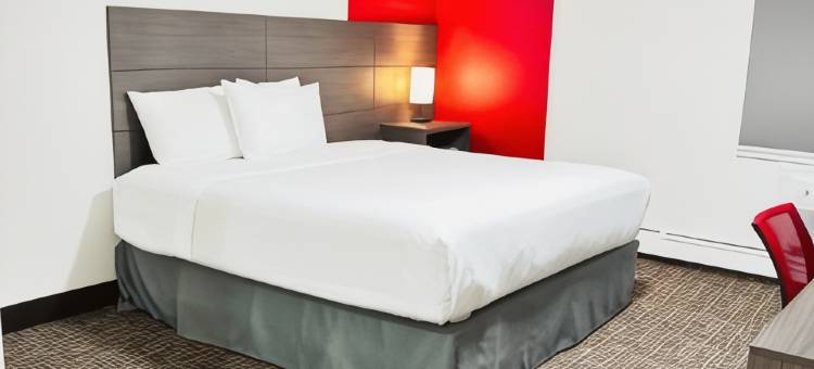 道森克里克戴斯酒店(Ramada by Wyndham Dawson Creek)图片