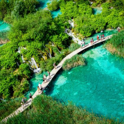 克罗地亚+波黑+匈牙利9日8晚跟团游