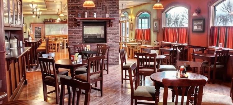 I-74 及 155 舒适套房酒店(Comfort Inn & Suites at I-74 and 155)图片