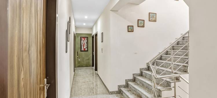 Hotel O Aditya Residency Sector 35 Noida图片