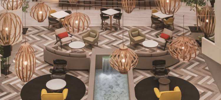 里士满希尔顿安泊酒店(Embassy Suites by Hilton Richmond)图片