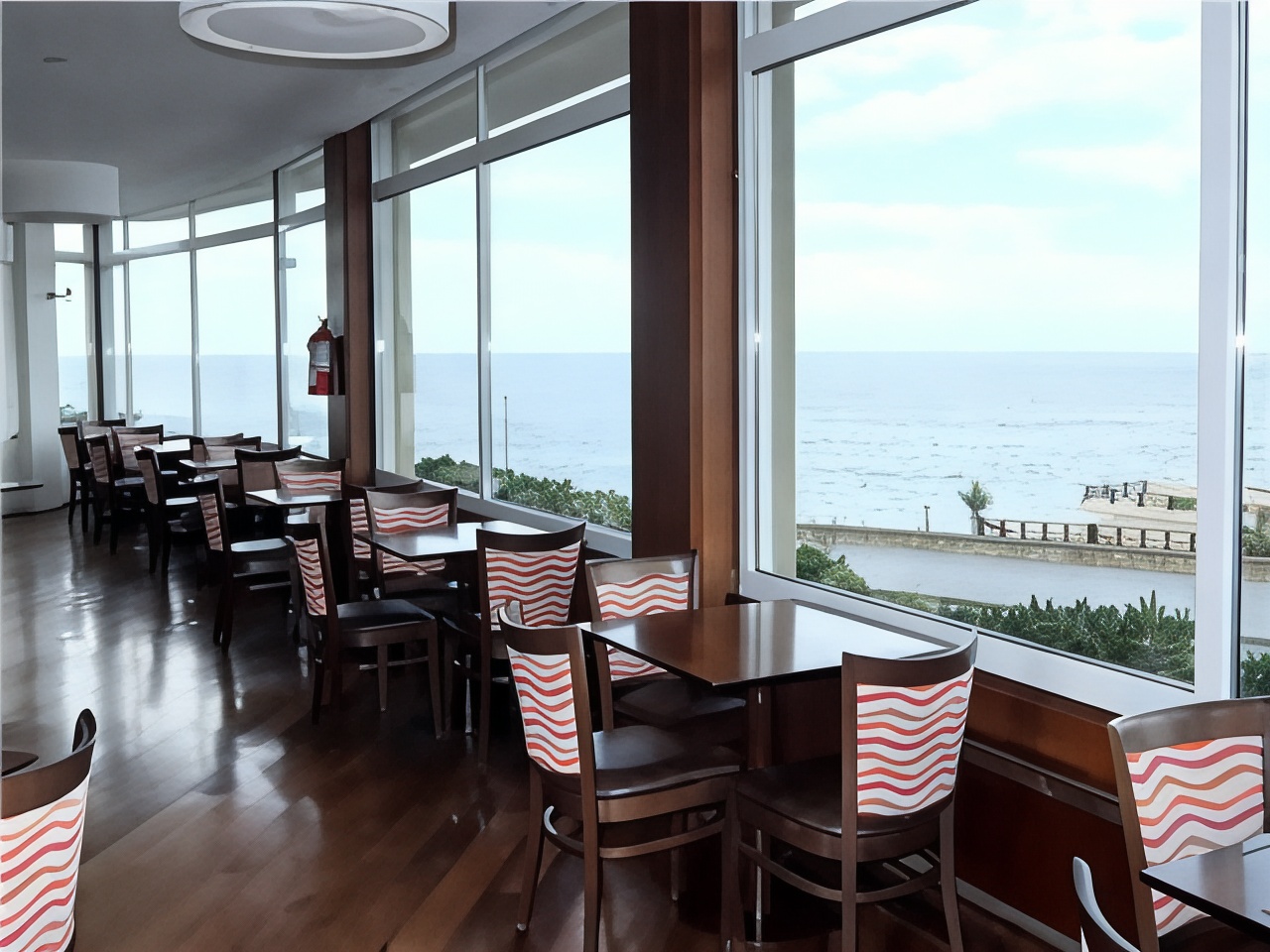 Hotel Las RocasOver view