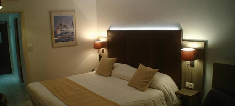 富勒兰斯酒店(Logis Hôtel & Restaurant le Fleurance)图片