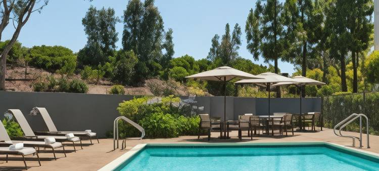 伯克利里士满万怡酒店(Courtyard Richmond Berkeley)图片