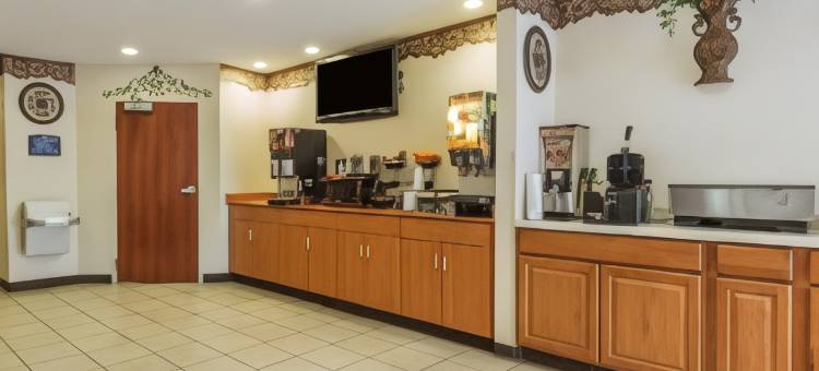 温德姆奥本恩的麦客达酒店(Microtel Inn & Suites by Wyndham Auburn)图片