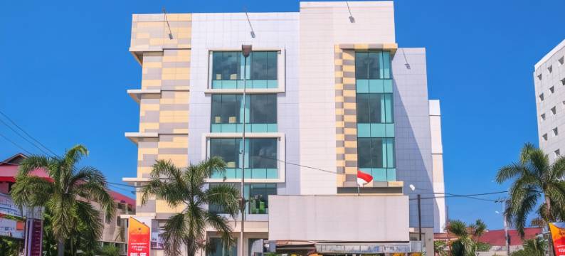 巴东戴马酒店(Daima Hotel Padang)图片