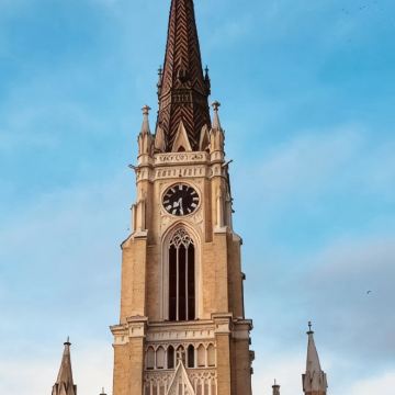 塞尔维亚+贝尔格莱德10日8晚私家团