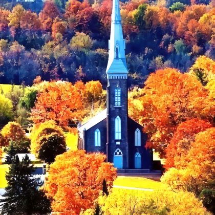 加拿大温哥华+班夫+多伦多+渥太华+魁北克城+蒙特利尔13日12晚私家团