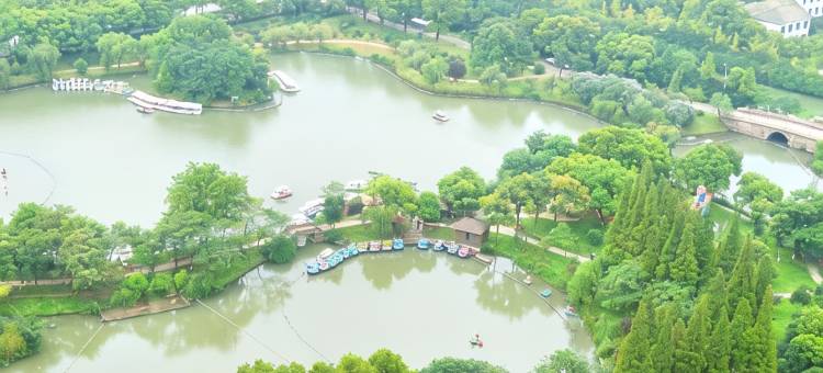 昆山吉隆时尚宾馆(亭林园店)图片