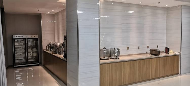 雷州悦旭假日酒店(茂德公鼓城店)图片