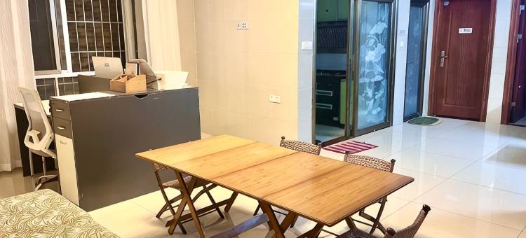 湛江有家青旅(银地上悦广场店)图片