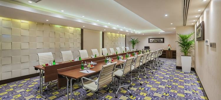 利雅得奥拉亚诺富特全套房酒店(Novotel Suites Riyadh Olaya)图片