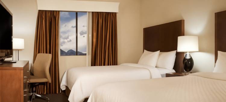 费拉格尔斯塔夫希尔顿大使套房酒店(Embassy Suites by Hilton Flagstaff)图片