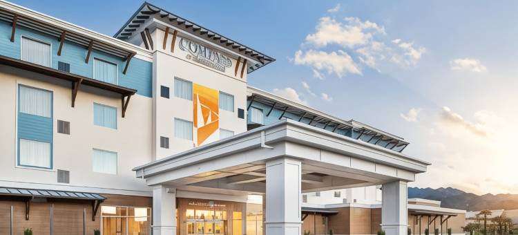 玛格丽塔维尔的指南针在梅德福(Compass by Margaritaville Medford)图片