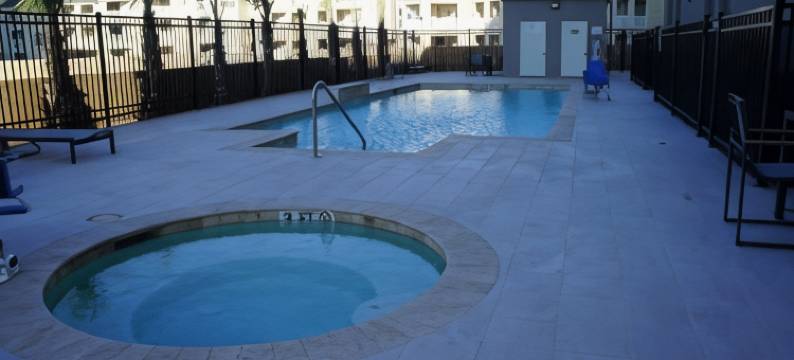 加尔维斯顿西防波堤拉昆塔温德姆套房酒店(La Quinta Inn & Suites by Wyndham Galveston West Seawall)图片