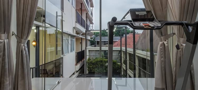 红多兹高级酒店@安佩拉拉雅2号(RedDoorz Premium @ Ampera Raya 2)图片