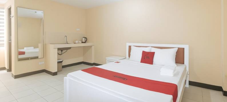 红门酒店@ MUBG公寓式酒店-近巴克拉兰教堂(RedDoorz @ MUBG Apartelle near Baclaran Church)图片