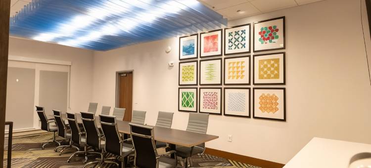 代顿东比弗克里克智选假日套房酒店(Holiday Inn Express & Suites Dayton East - Beavercreek)图片