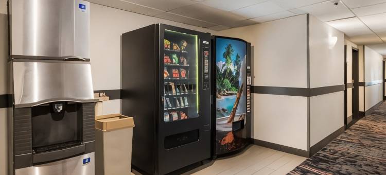 安大略红狮酒店(Red Lion Inn & Suites Ontario)图片