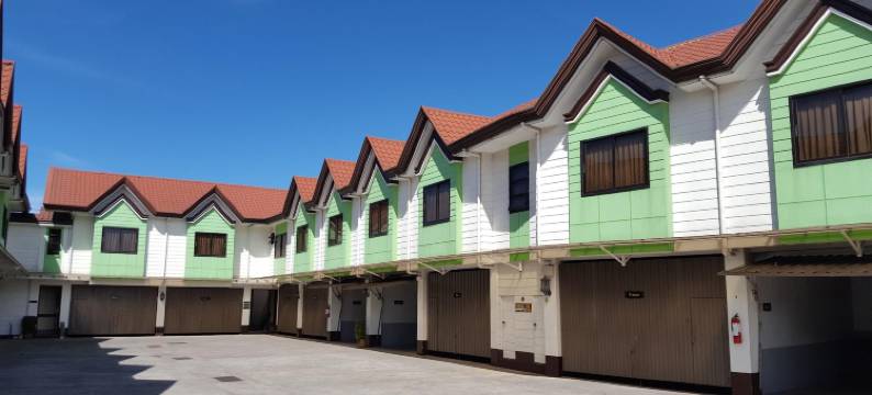 驶入好莱坞酒店(Hollywood Drive-in Hotel)图片