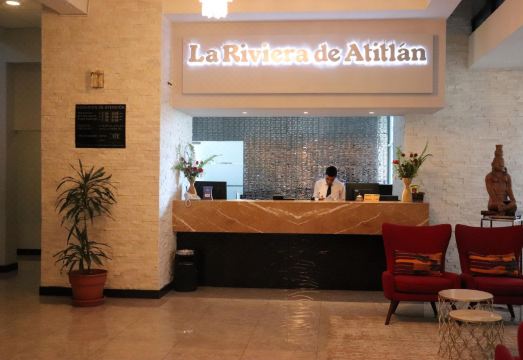Hotel la Riviera de AtitlánHotel Overview