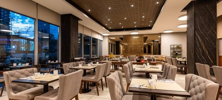 玛丽娜拉斯康德贝斯特韦斯特精品酒店(Best Western Premier Marina Las Condes)图片
