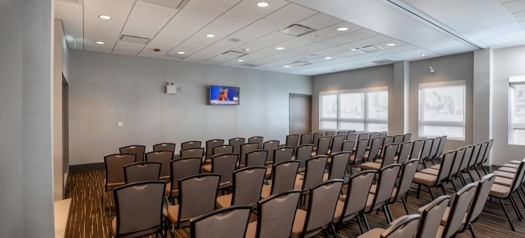 莱斯布里奇东南智选假日酒店(Holiday Inn Express Lethbridge Southeast)图片