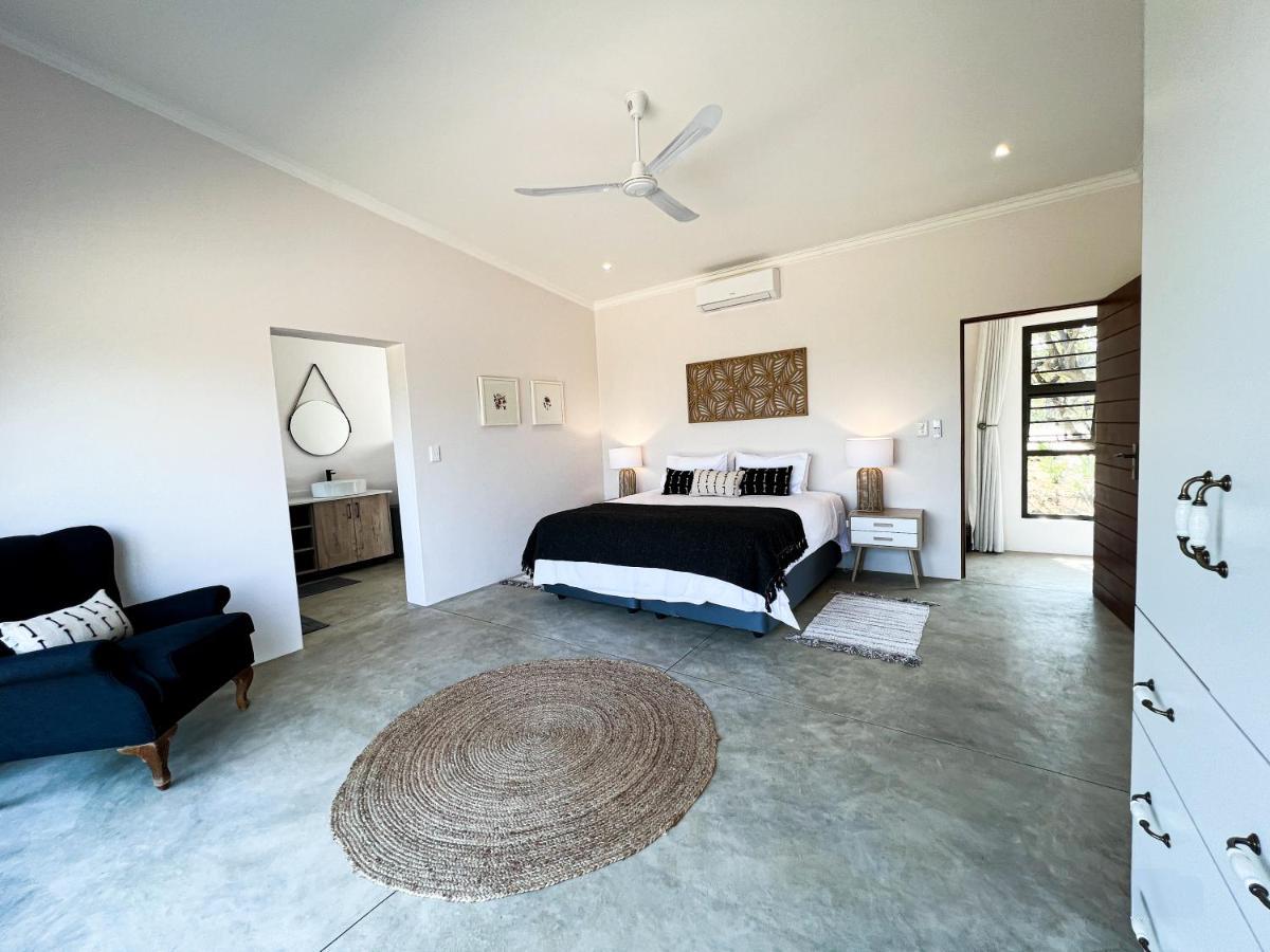 24 Degrees South Country EstateOver view