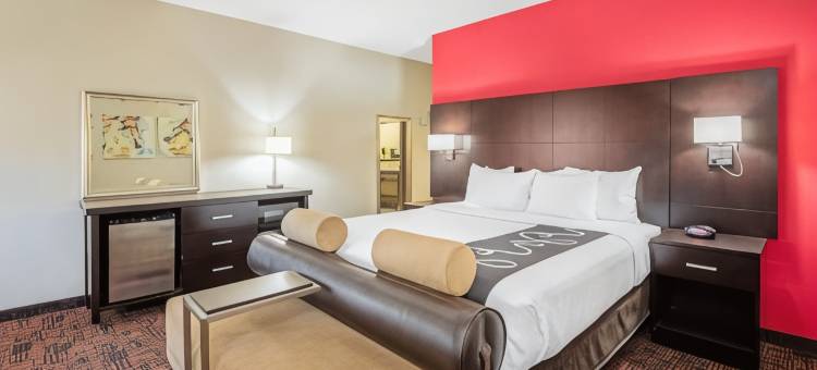 埃尔克城拉昆塔温德姆套房酒店(La Quinta Inn & Suites by Wyndham Elk City)图片