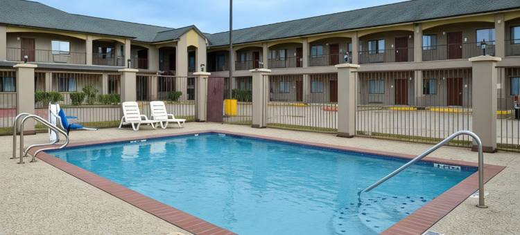 亚瑟港萨宾山口附近伊克诺小屋套房酒店(Econo Lodge Inn & Suites Port Arthur Near Sabine Pass)图片