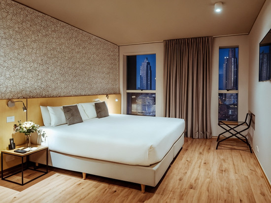 普雷诺马德罗酒店