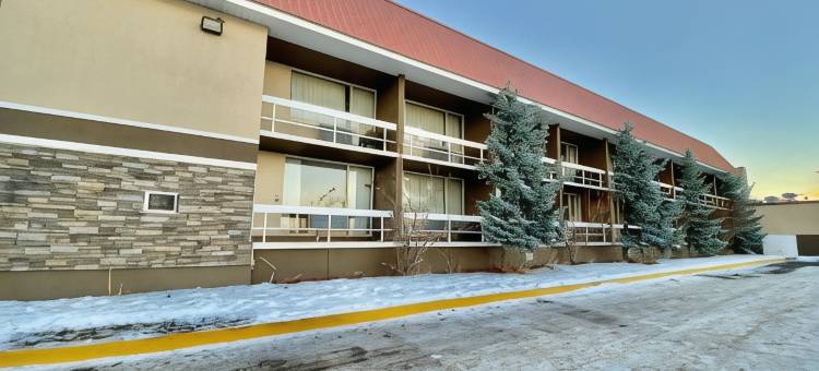 怀特考特温德姆华美达酒店(Ramada by Wyndham Whitecourt)图片