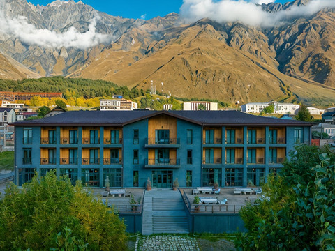 国际旅游喀兹别格酒店