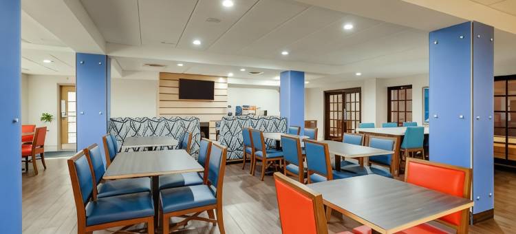 智选假日套房酒店加兹登的W -近阿塔拉(Holiday Inn Express & Suites GADSDEN W-NEAR ATTALLA by IHG)图片