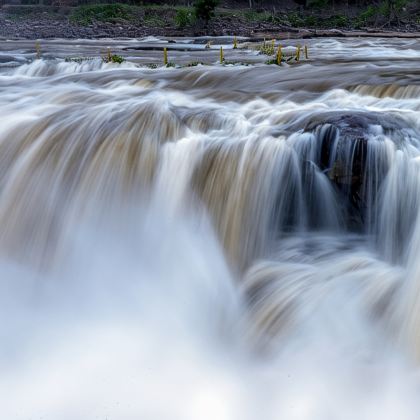 延安革命纪念馆+陕西黄河壶口瀑布4日3晚私家团