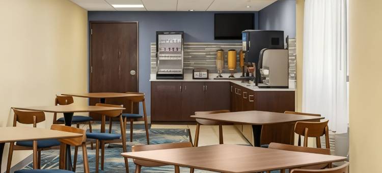 格兰德岛I-80戴斯酒店(Days Inn by Wyndham Grand Island I-80)图片
