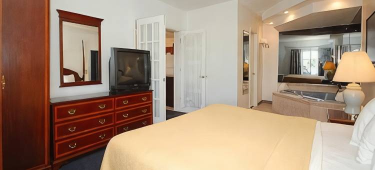 奥尔巴尼机场凯艺套房酒店(Quality Inn & Suites Albany Airport)图片