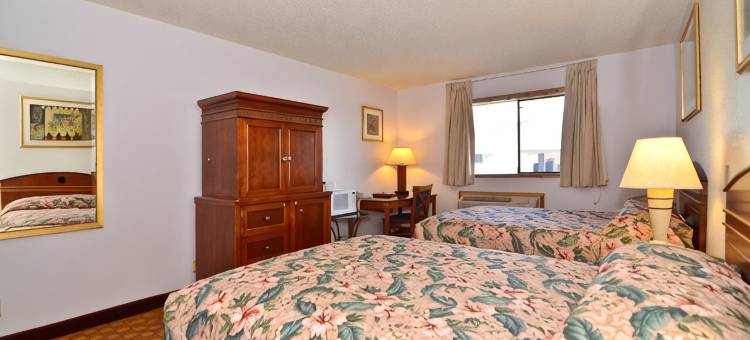 马德拉斯伊克诺套房汽车旅馆(Econo Lodge Inn & Suites Madras)图片