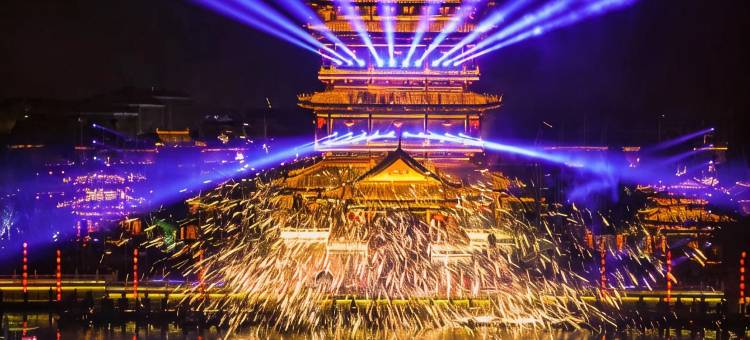 天空之庭·水景花园酒店(台儿庄古城风景区店)图片