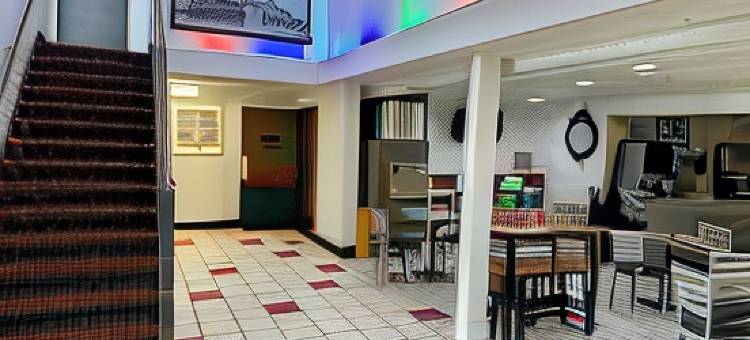 北普拉特速8酒店(Super 8 by Wyndham North Platte)图片