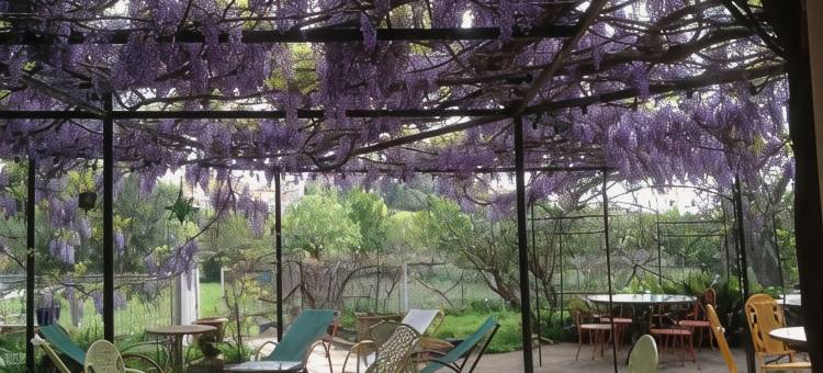 里保特花园酒店(Les Jardins du Rebaut)图片
