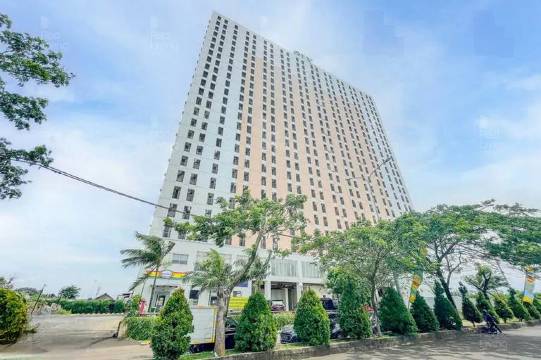 RedLiving Apartemen Green Lake View Cimanggis - Win Property