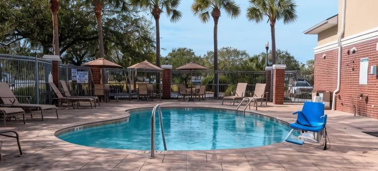 帕特里奥茨波因特舒适套房酒店(Comfort Inn & Suites Patriots Point)图片
