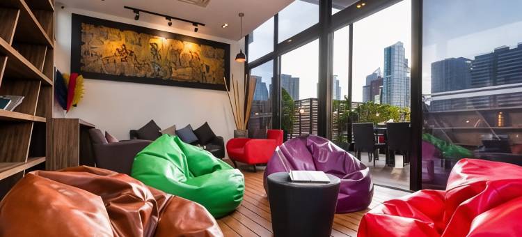 弥泰雅摩登素坤逸15巷酒店(Maitria Mode Sukhumvit 15 Bangkok – A Chatrium Collection)图片