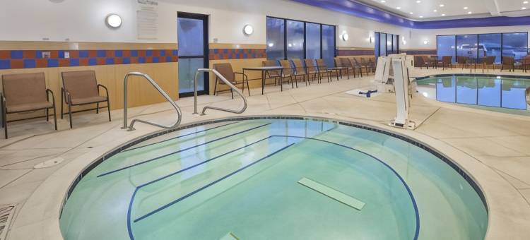 智选假日套房酒店威灵(Holiday Inn Express & Suites Wheeling)图片