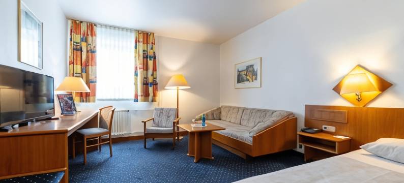 吕塞尔斯海姆法兰克福机场Trip Inn酒店(Trip Inn Hotel Frankfurt Airport Rüsselsheim)图片