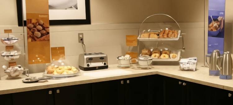 萨斯城河岸欢朋套房酒店(Hampton Inn & Suites Suisun City Waterfront)图片